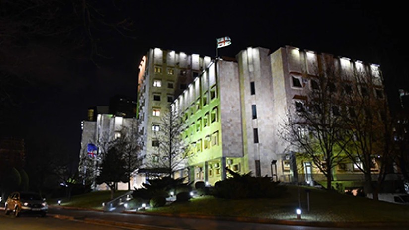 პროკურატურამ სახელმწიფოს კუთვნილი მიწის ნაკვეთების თაღლითურად დაუფლების ფაქტებზე 22 პირს ბრალდება წარუდგინა