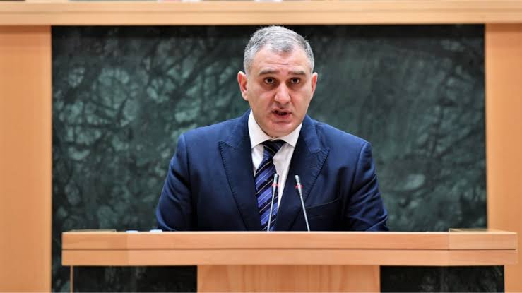 დიუშენის კუნთოვანი დისტროფიის სამკურნალო მედიკამენტი თბილისში მომდევნო კვირას იქნება – მინისტრი